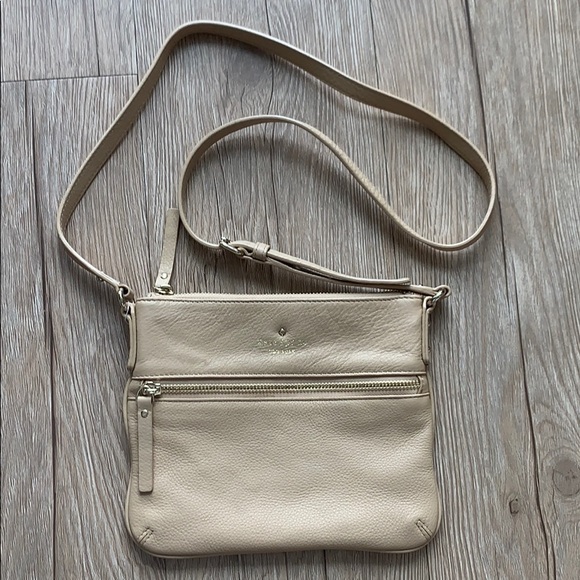 Kate Spade Cedar Street Tenley Crossbody Beige
